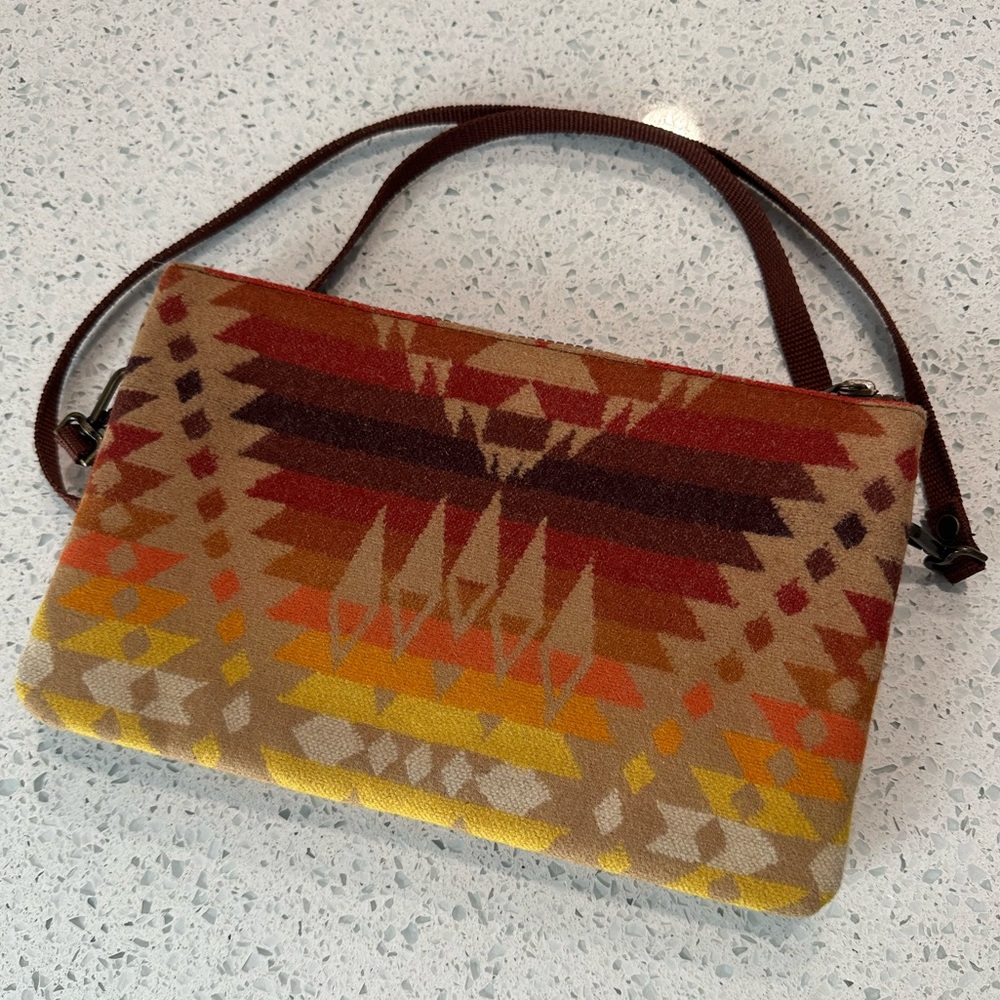 Pendleton Large Three Pocket Keeper Crossbody Bag… - image 3